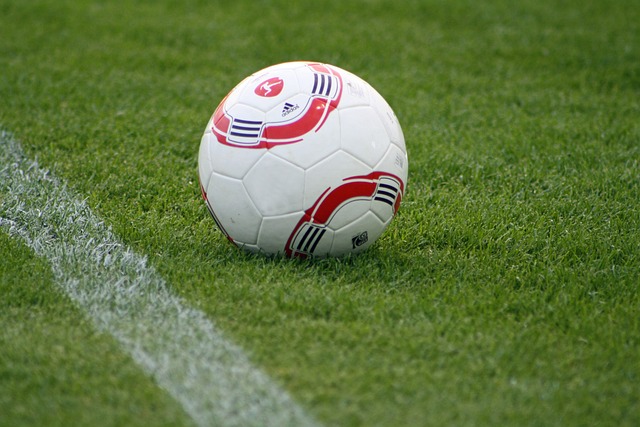 足球风格闻 足球风格闻