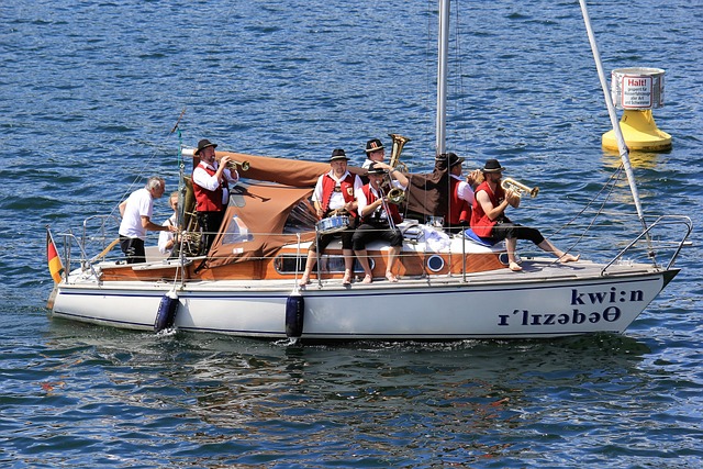 而谈到这两 而谈到这两